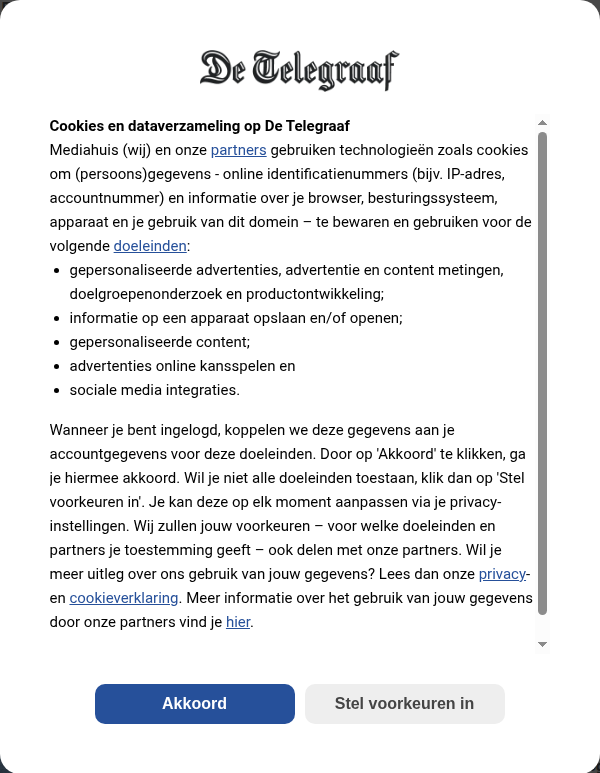 De eerste laag van het toestemmingsvenster op telegraaf.nl, gemeten op 24 juli 2026. Twee knoppen: Akkoord, blauw en gevuld. Stel voorkeuren in, grijs. Een knop om te weigeren staat er niet.